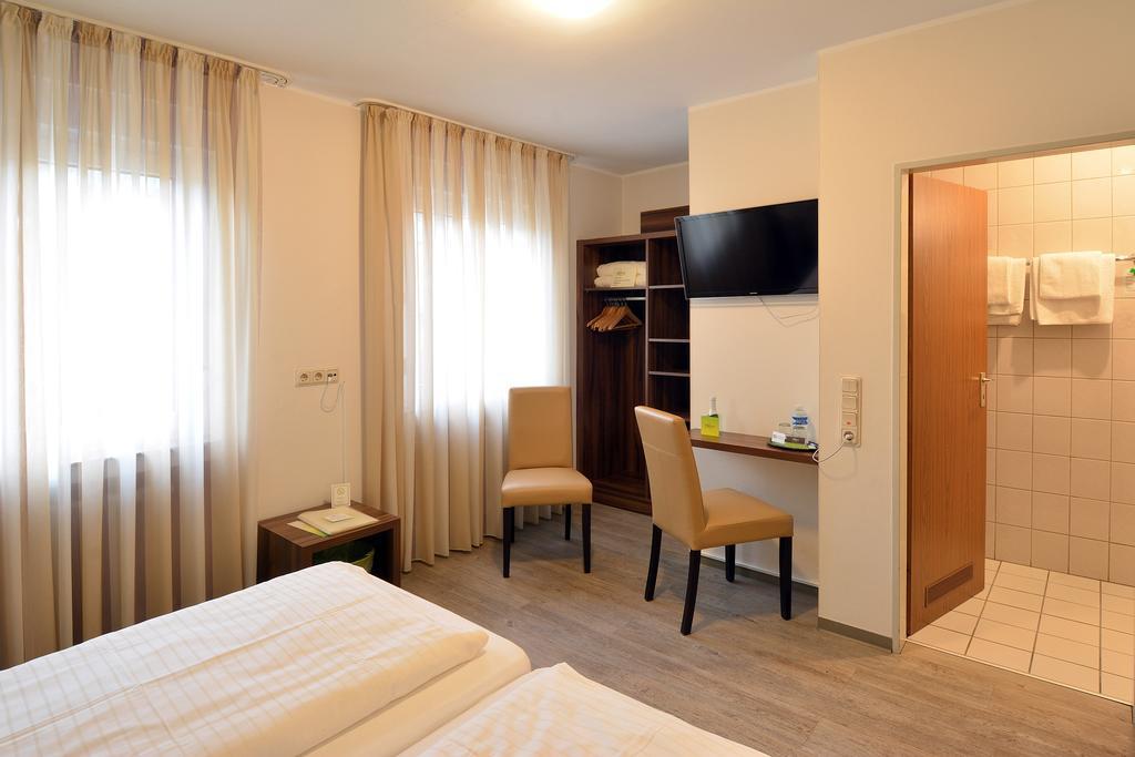 Hotel L' Angolo Treviri Esterno foto