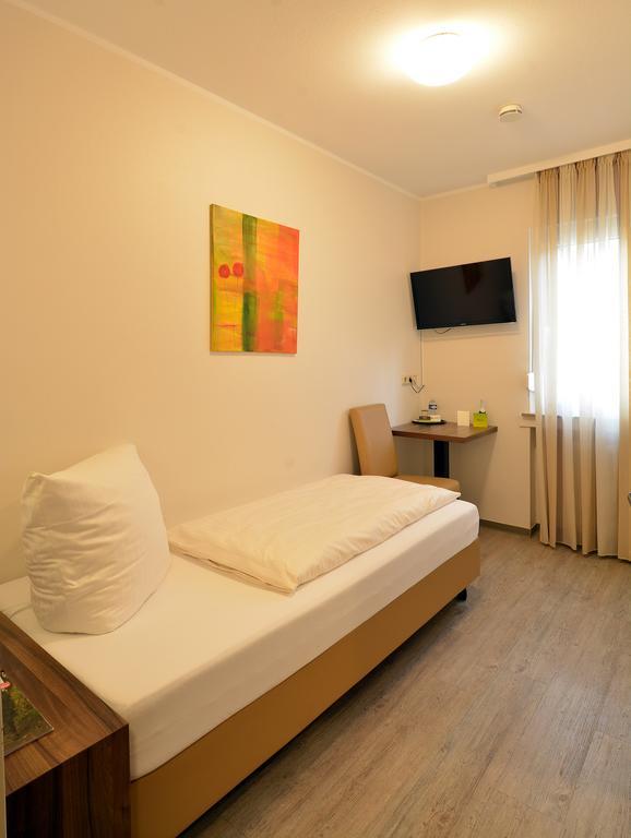 Hotel L' Angolo Treviri Esterno foto